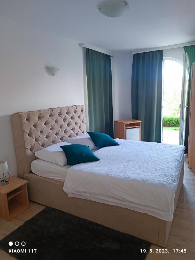 Marko Rooms Krk Town Exterior photo
